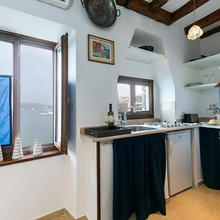 Apartment Arty Rooms By Irundo Rovinj